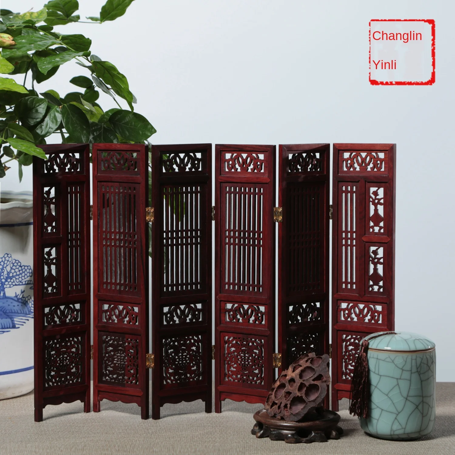 

Miniature Home Accessories Decoration Mahogany Furniture Crafts Red Rosewood Hollow Carving Large Screen Gift Small Decoration