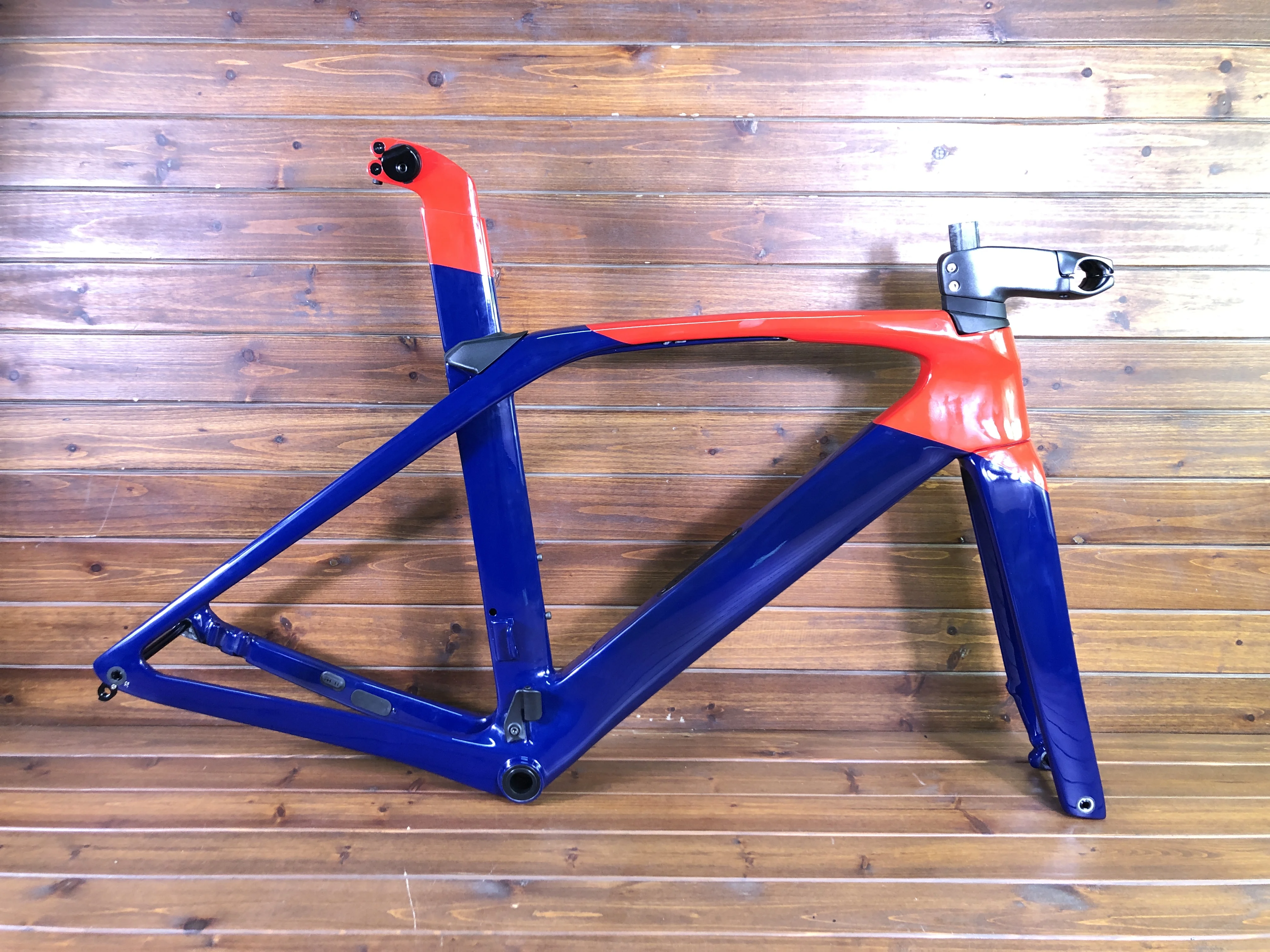 

Новинка 2021, цельноуглеродистая рама SLR для дорожного велосипеда, дисковая рама с рулем и стержнем, рама гоночного велосипеда