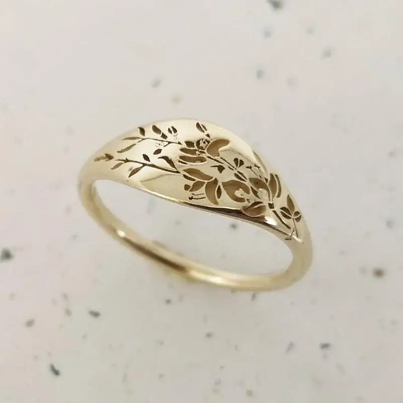 

2021 Trendy Retro Geometric Delicate Flower Plant Rings Metal Gold Color for Women Hand-carved Floral Simple Punk Jewelry Gifts