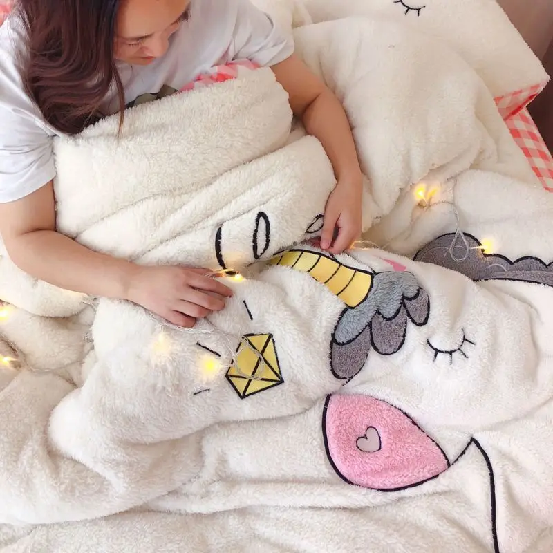 

Super Soft Lovely Unicorn Cartoon Animal Lamb Fleece Bedding Set Warm Embroidery Duvet Cover Bed Sheet Pillow case stuffed plush