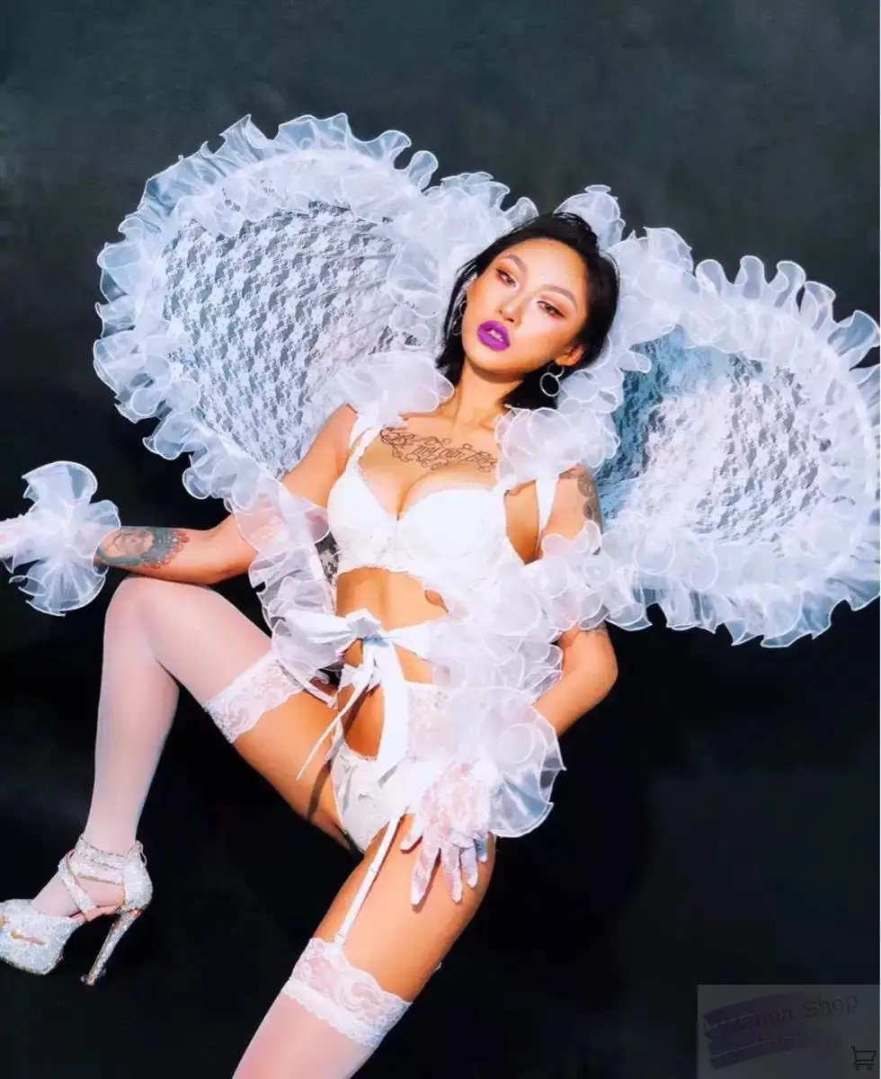 Певица танцевальная Gogogo шоу представление белое кружево сексуальная Медуза