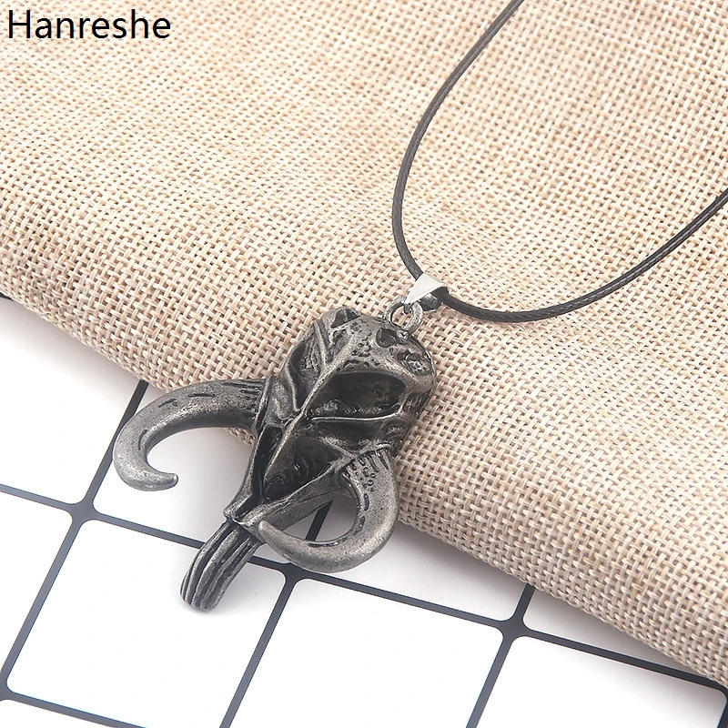 

Fashion Movie Mandalorian Bounty Hunter Baby Yoda Necklace Skull Pendant Metal Punk Jewelry Accessories As A Gift