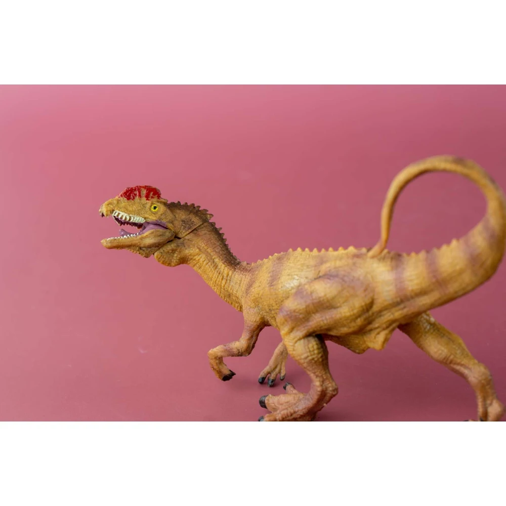 Фигурка Динозавр Дилофозавр коричневый 83200 | Игрушки и хобби