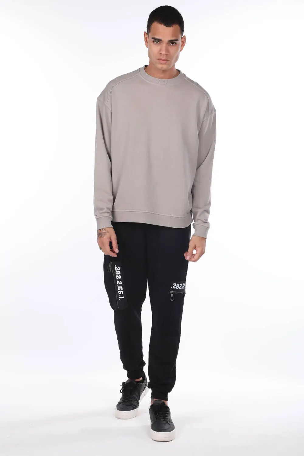 

Oversize Beige Mens Crew Neck Sweatshirt