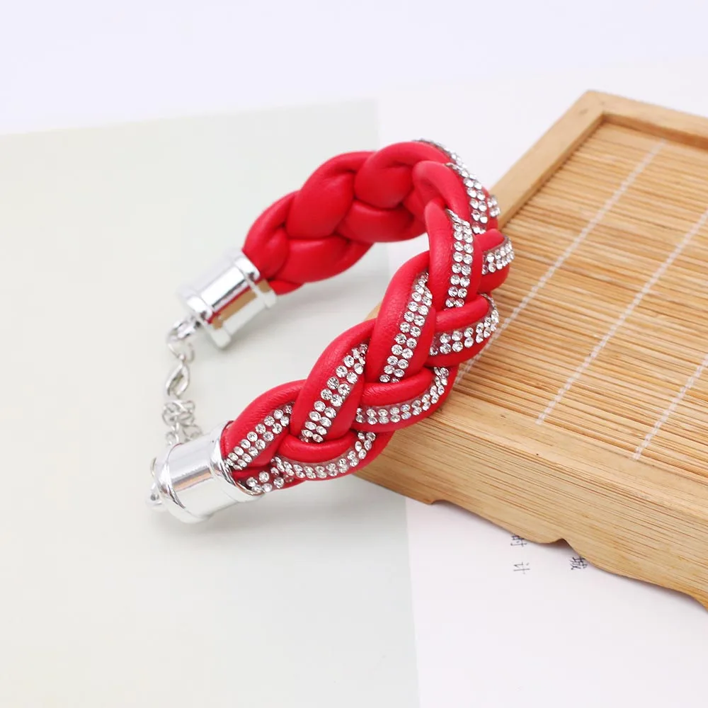 

Fashion Black Color Cuff Leather Bracelet Women Trendy Design 3 Colors Crystal Double Wrap Charm Femme Bracelet Jewelry