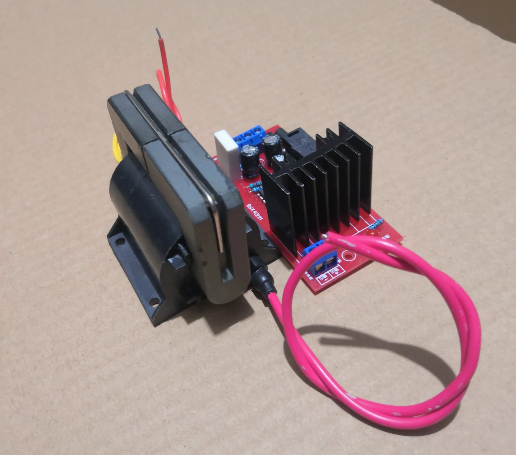 Новый высокой мощности 12V проводное соединение вашего высокого напряжения