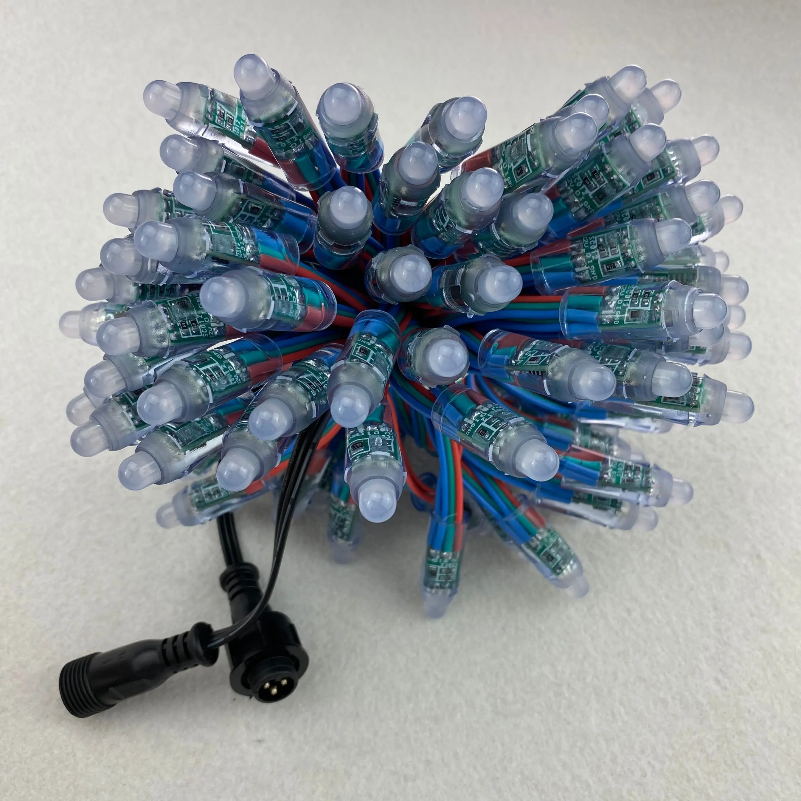 Регулируемый пиксельный узел светодиода WS2811 RGB типа цилиндрический 12 мм 18awg IP68 2 м
