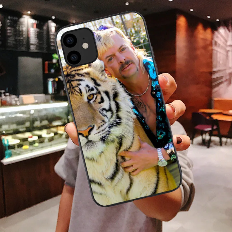

Tiger King Joe Exotic phone case for iPhone 11 Pro Max 2019 5.8 6.1 6.5 inch Phone Cover for iphone X 6 6s 7 8 Plus XS MAX XR