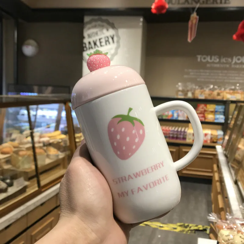 

Lovely large capacity strawberry ceramic cup children's fresh coffee milk mark water cup with spoon coffee mug