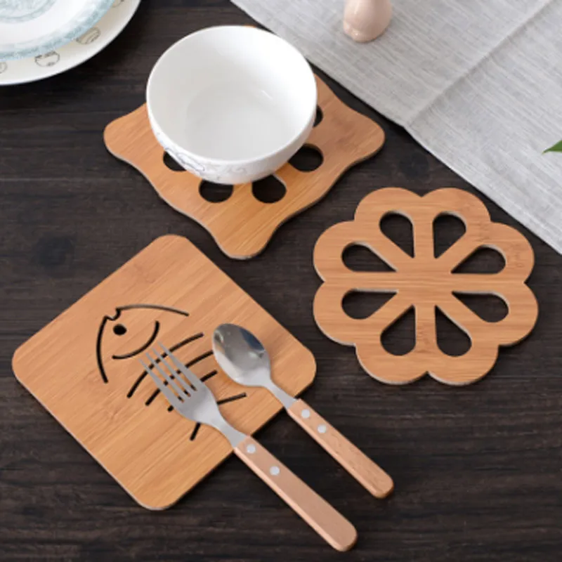 

New Hollow Cartoon Pattern Solid Wood Coaster Set Antiscalding Heat Insulation Pad Wooden Table Mat Non-Slip Kitchen Coasters