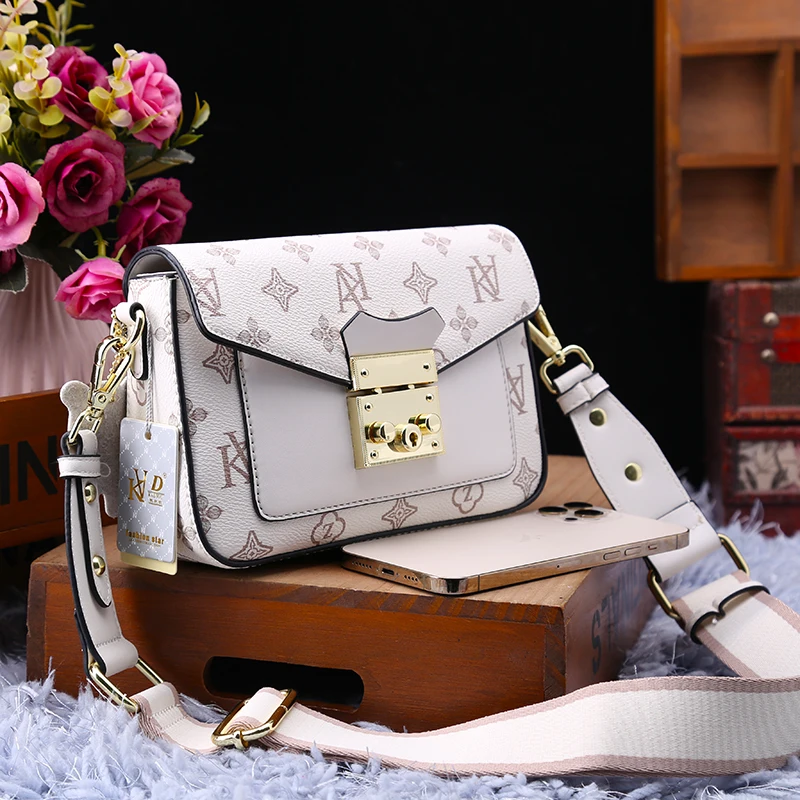 

Роскошная брендовая модная универсальная сумка-мессенджер из 100% натуральной кожи с широким ремнем через плечо Маленькая квадратная сумка ...