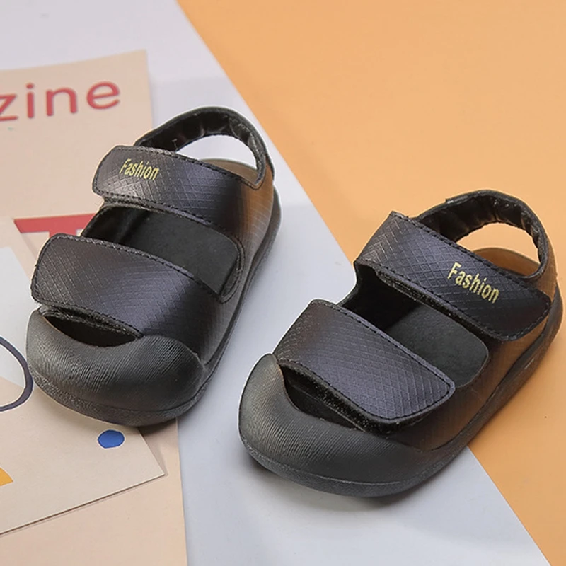 Брендовые однотонные пляжные сандалии для маленьких мальчиков и девочек бежевые