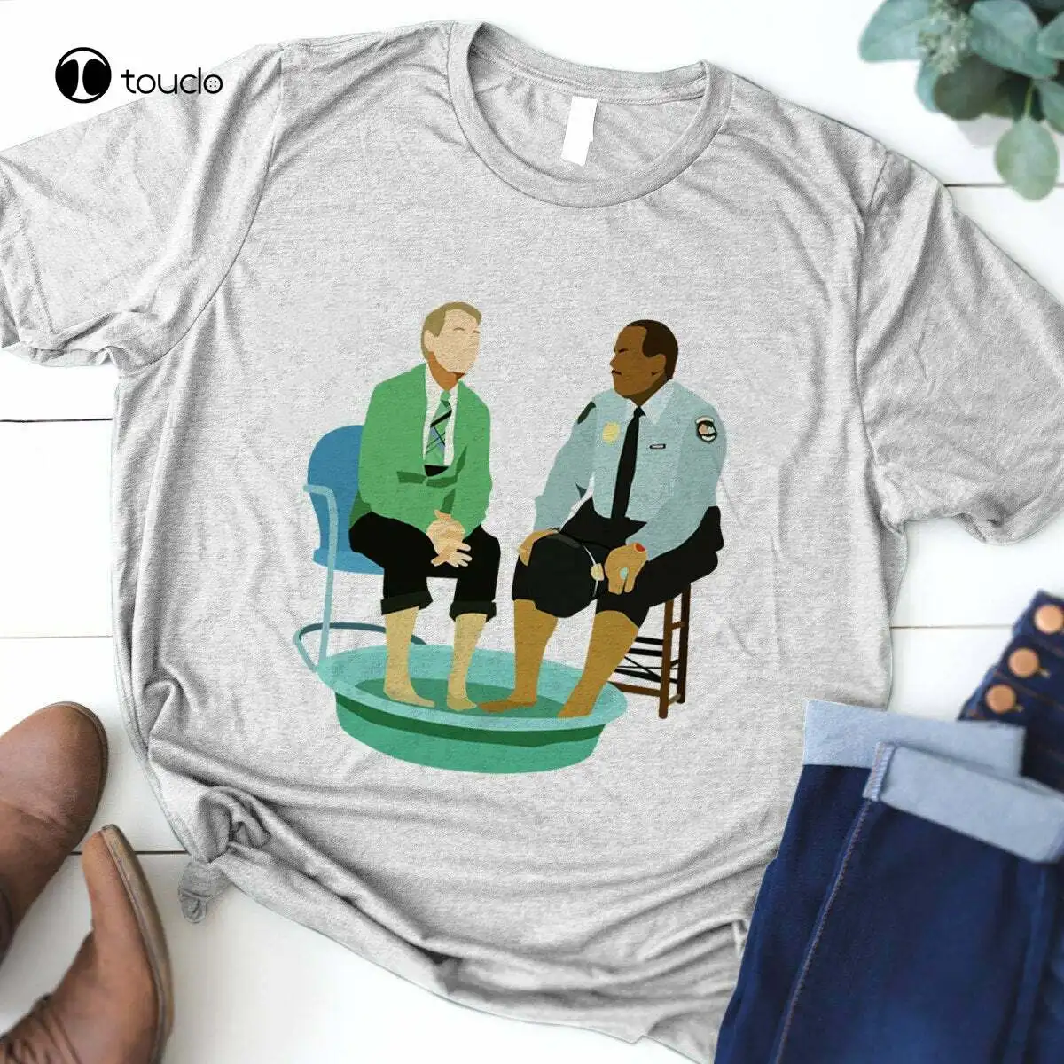 

New In A World Where You Can Be Anything Be Kind Mr Rogers Officer Pool Gift T-Shirt Cotton Tee Shirt Unisex