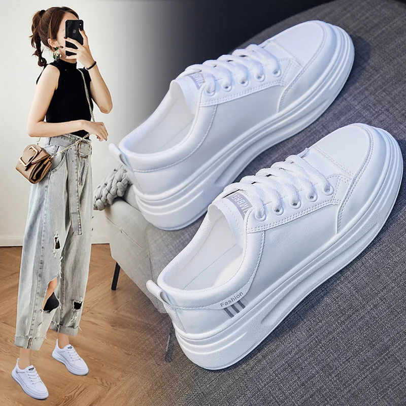 

White shoes women's autumn 2021 new wild student board shoes women's street shooting increase women's shoes