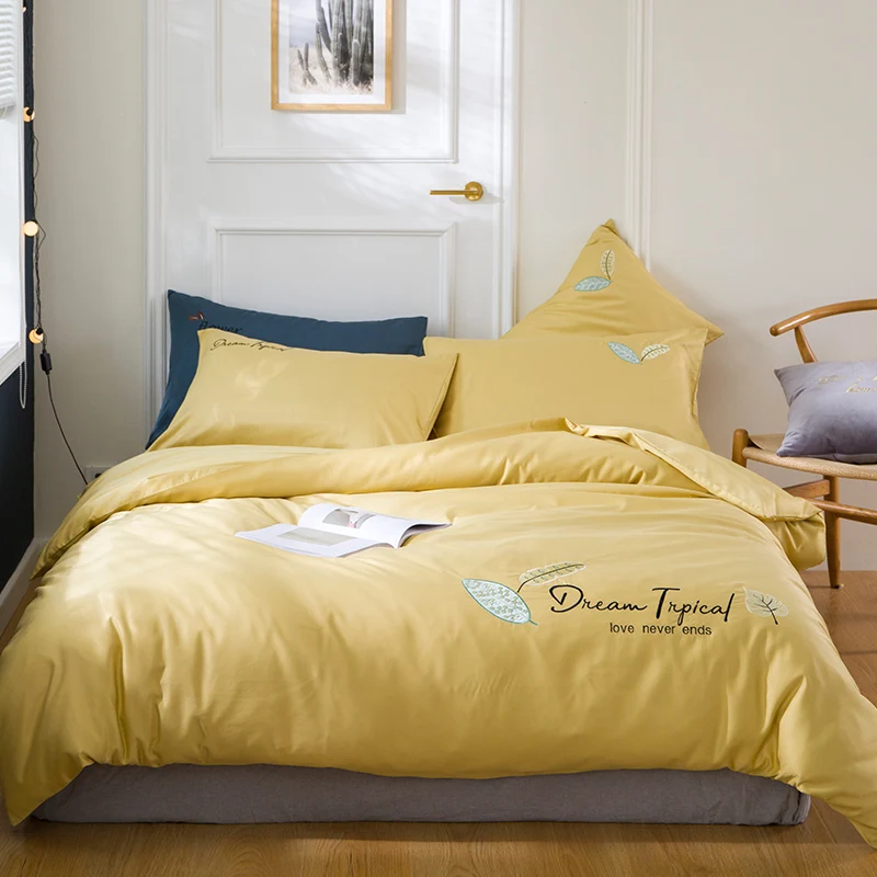 Комплект постельного белья из шелка с цветочным принтом | Дом и сад