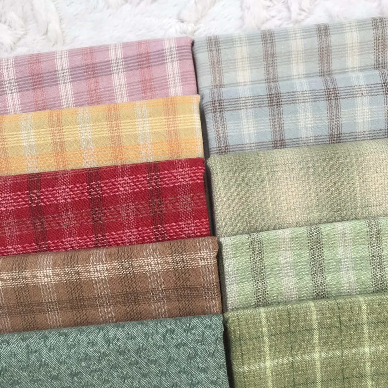 Красный бежевый черный цвет японская ткань окрашенная в пряже лоскутная ручной