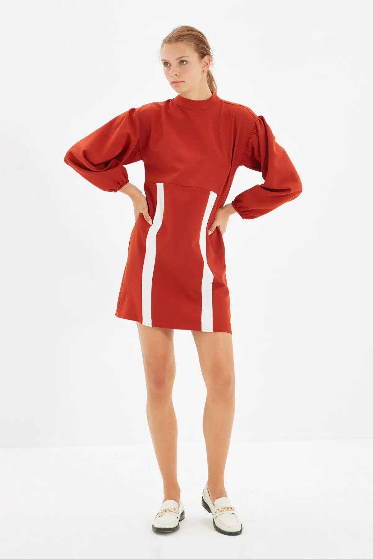 

Trendyol Ribbon Detail Dress TWOAW22EL1534