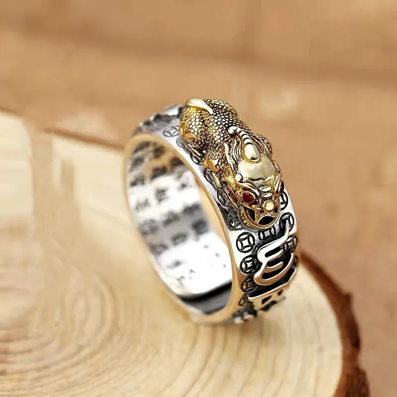 Мужские и женские кольца серебряные маленькие золотистые |