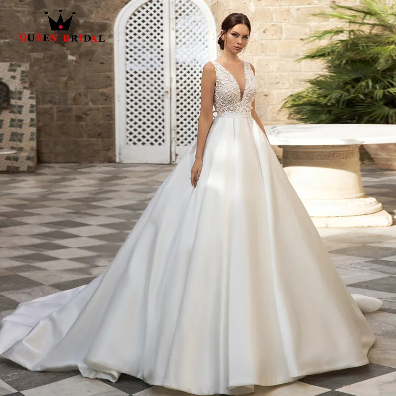 

White Satin A-Line Wedding Dresses 2023 V-neck Sleeveless Bride Dress Lace Appliques Beading Robe De Mariee Custom Made DI20