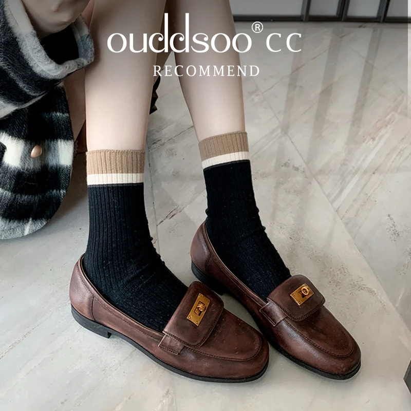 Ods/женские лоферы из натуральной кожи; Роскошная Брендовая обувь на плоской подошве с металлическим отложным замком; Обувь на плоской подошве с круглым носком; Цвет черный, коричневый; Размеры 404142