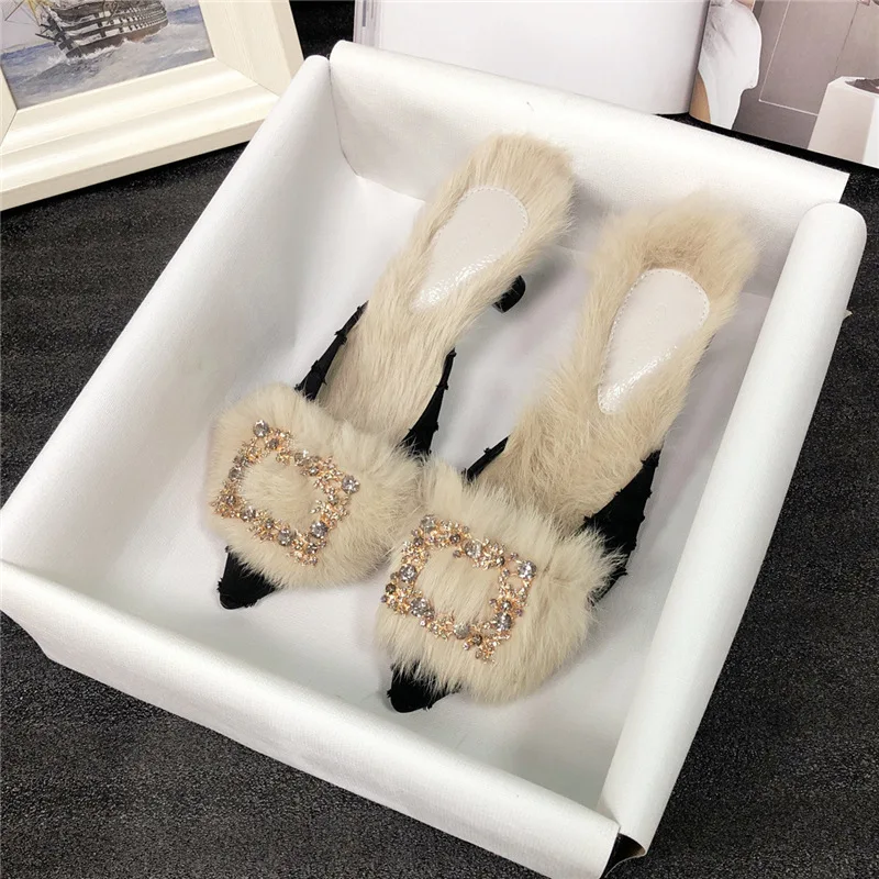 

Шлепанцы женские с мехом, мюли на каблуке, сланцы, заостренный носок, средней высоты, зимняя обувь из флока