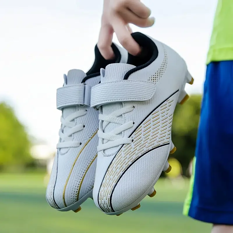 New Kid's Breathable Anti-slip Cleat Lightweight Durable Softness Sneakers For Outdoor Running Training