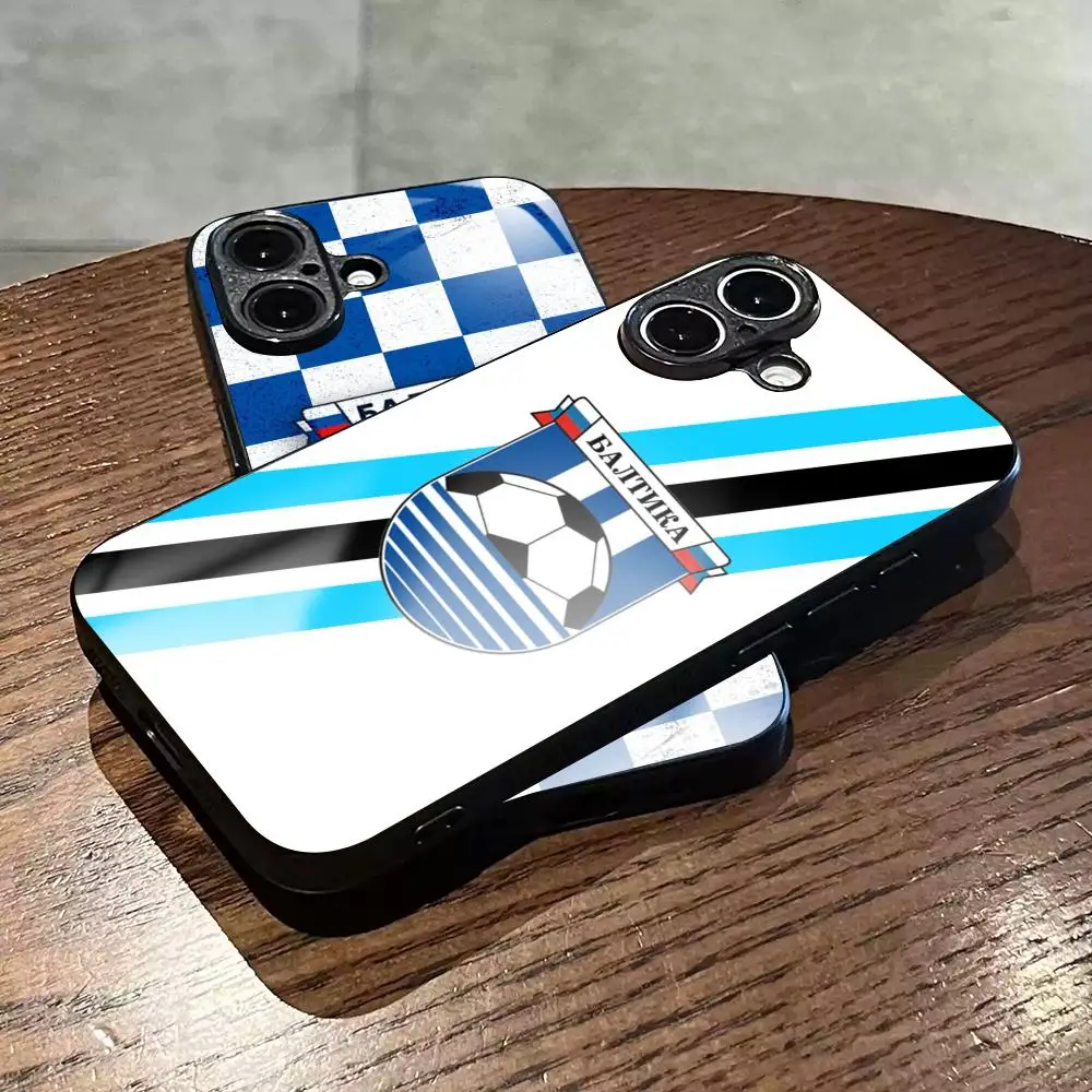 Фото Чехол для телефона Hot Baltika football FC Kaliningrad для iPhone 17 Air 16 e 15 14 13 12 11 Plus Mini Pro Max, стеклянный, с магнитным креплением. №2