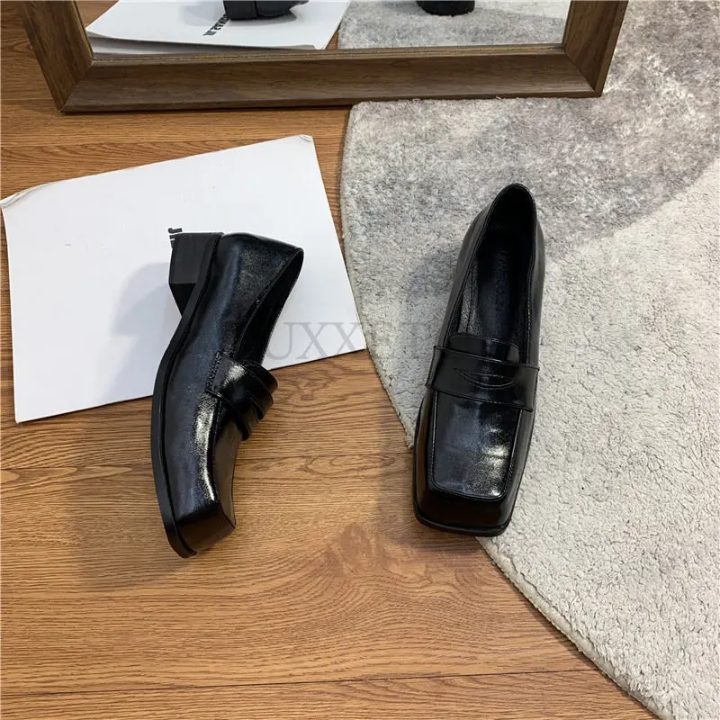 

Женские повседневные туфли на плоской подошве, лоферы без шнуровки, модные женские туфли-оксфорды в британском стиле, балетки на плоской по...