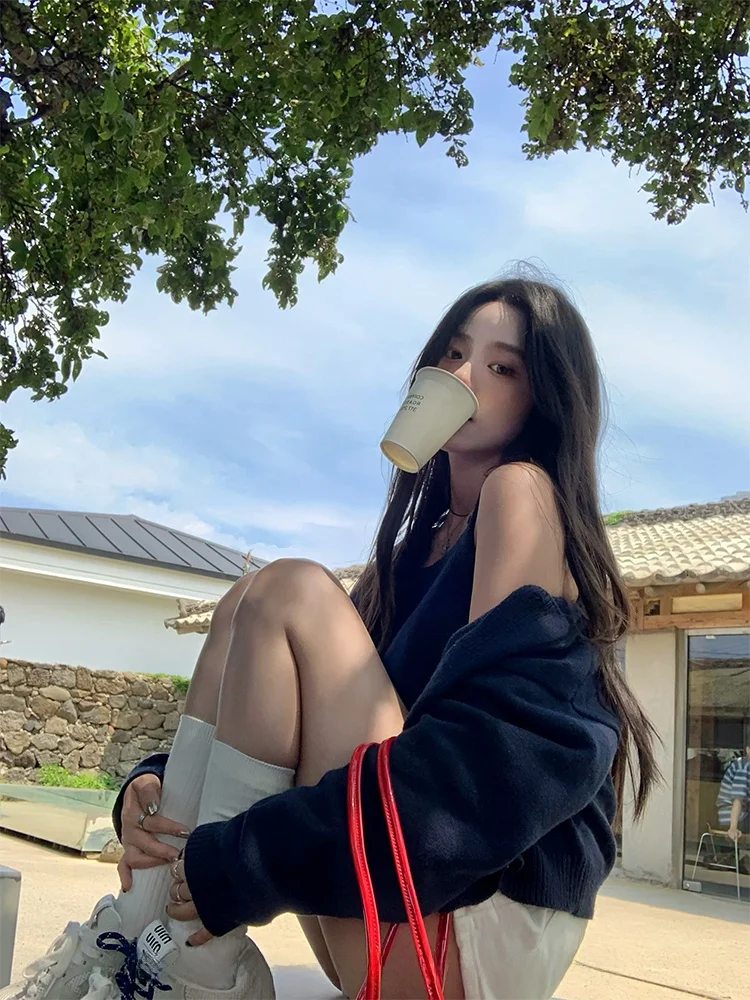 Circle Cooky Alice Sweet Tea Французский sle Цветочная вышивка Вязаный жилет Кардиган Комплект