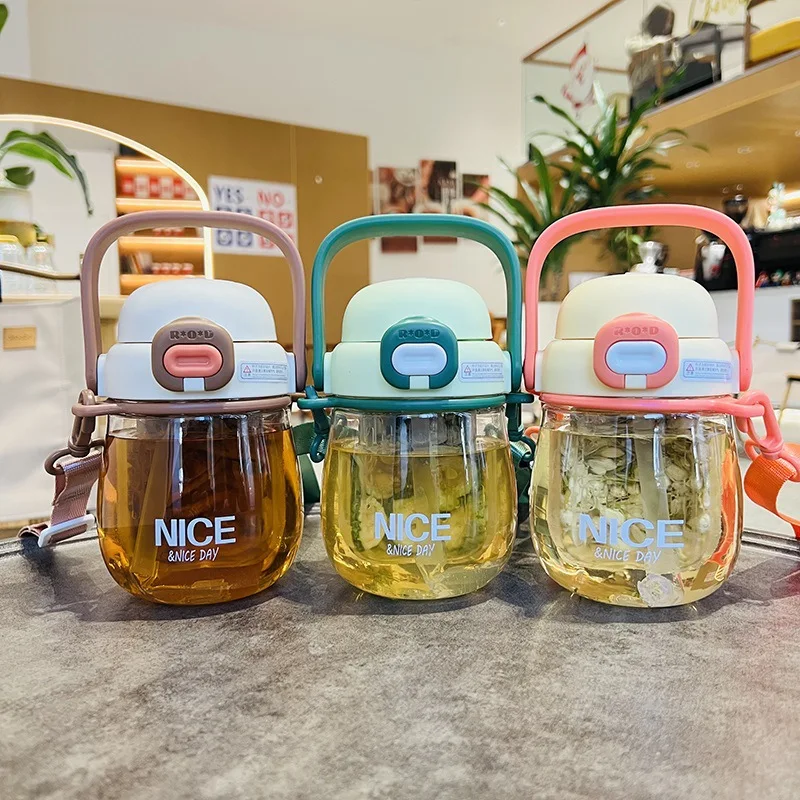 

650ml Transparent Plastic Straw Water Bottle BPA Free Healthy Portable Kettle Sports WaterBottle Children Simple Drinking Kettle