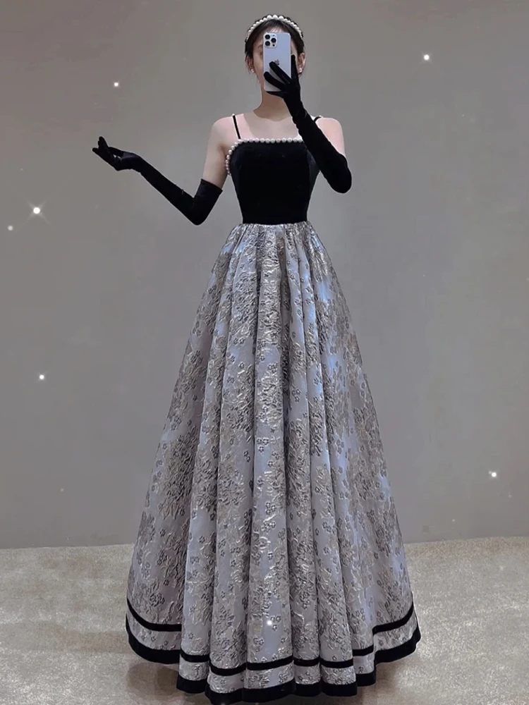 

Luxury Satin Evening Dresses Long Sexy Spaghetti Straps Sleeveless Floor-Length Prom Gowns With Pearls 2022 Special Occasion Dre