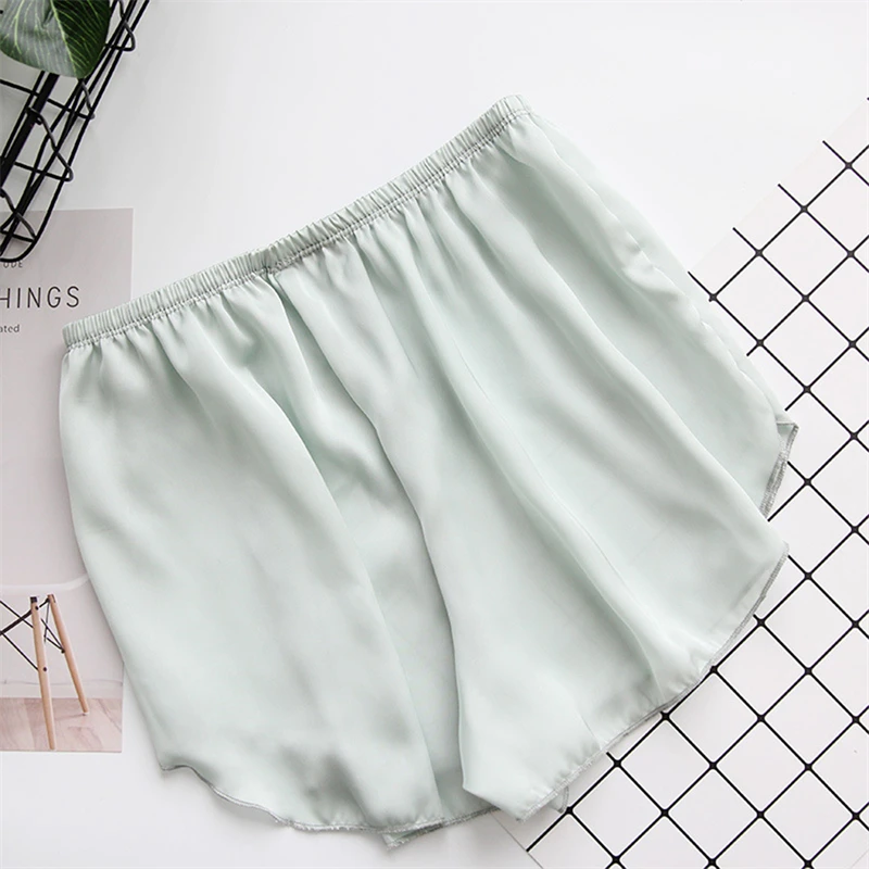 

Women Panties Under Skirt Safety Short Pants Stripe Seamless Underpants Wave Hem Boxer Loose Women Outside Wear Shorts