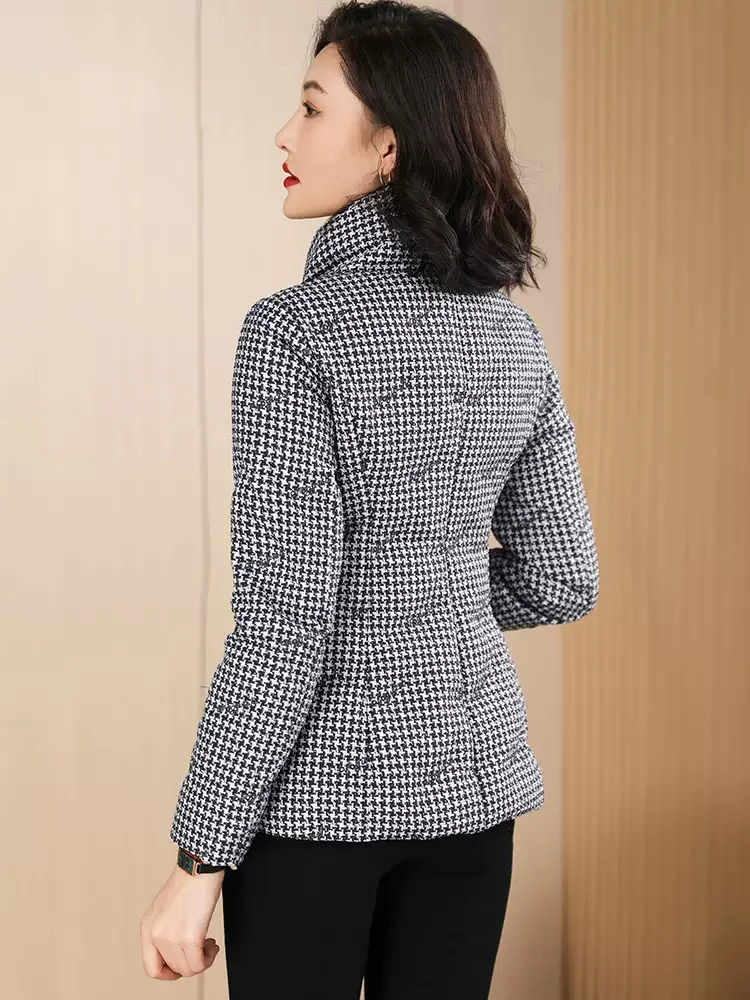 New Women Short Down Coat Winter Fashion Elegant Stand Collar Black White Plaid Lightweight Slim Warm White Duck Down Jacket