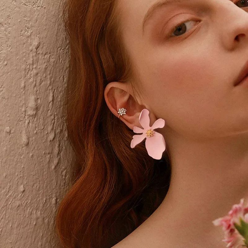 

New 2022 Long Stereo Flower Petal Pendant Large Flower Stud Earrings