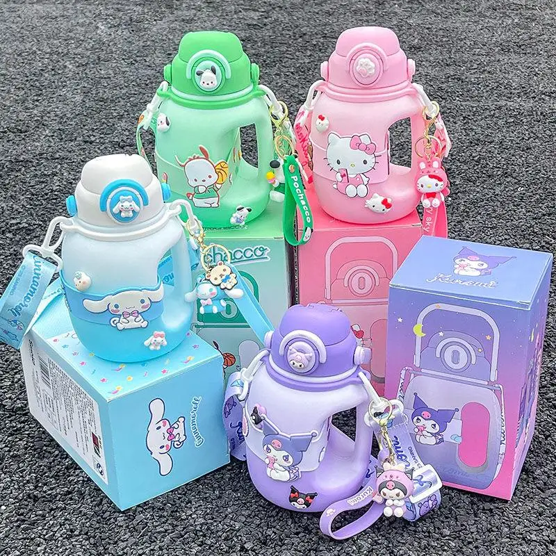 

Summer New Kawaii Sanrio Hellokitty Kuromi Cinnamoroll Plastic Water Cup Sports Drop-Proof Portable Large-Capacity Water Bottle