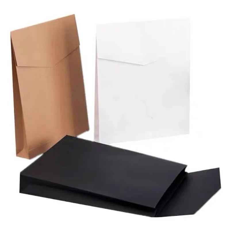 

Подарочные пакеты из крафт-бумаги