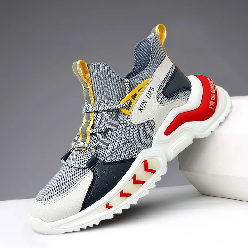 Men's Flyknit Lace-Up Lightweight Breathable Soft Sole Sneakers Student Comfort Running Shoes Trend Outdoor Casual Shoes
