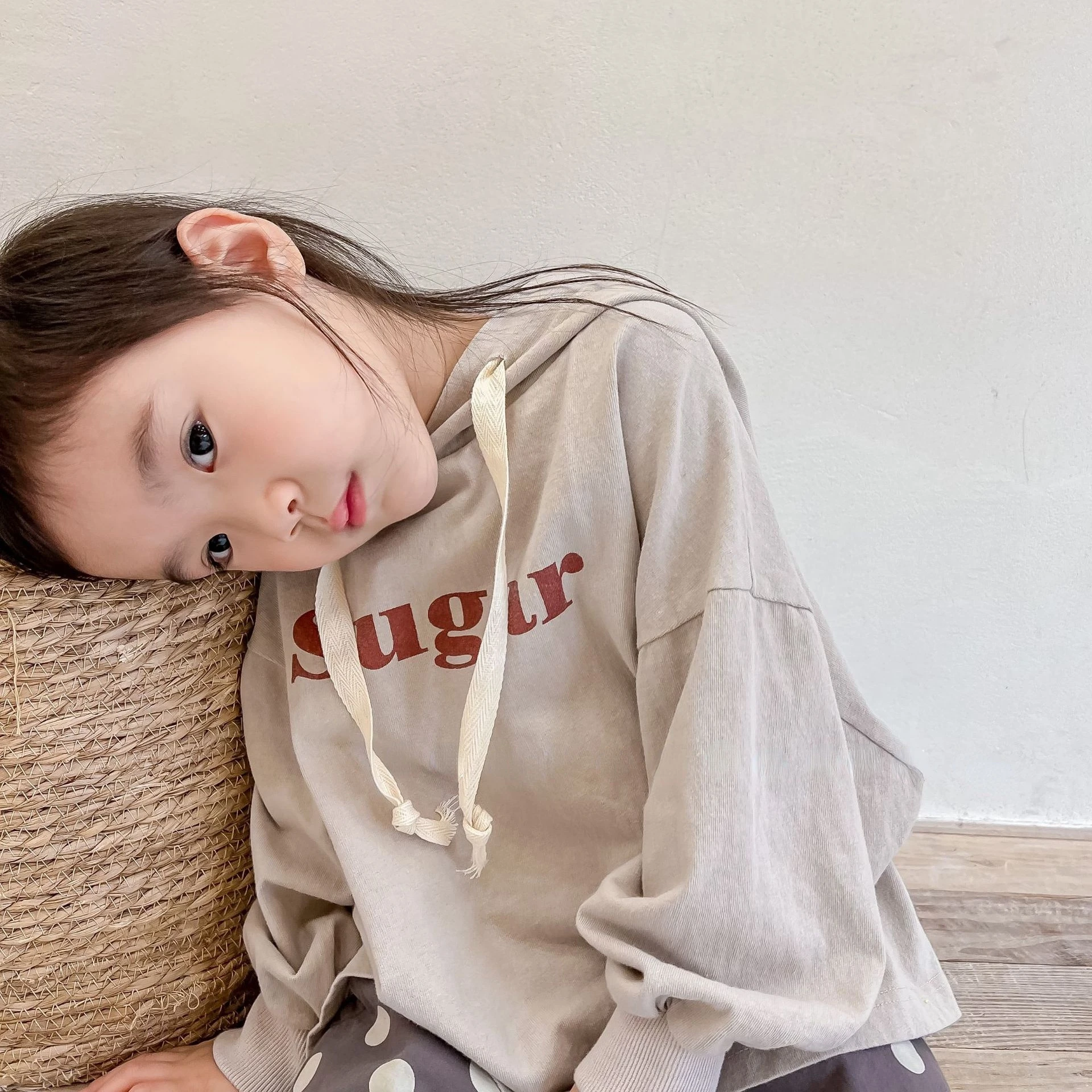 

2022 spring cute girls letters print hooded sweatshirts children loose all-match Tops