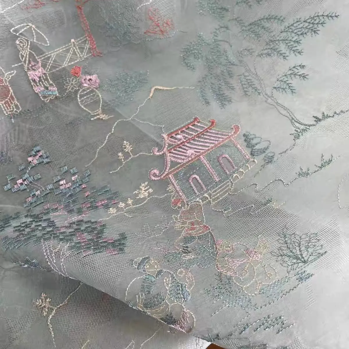 

Этнический стиль Ougen пряжа окрашенный Cheongsam Hanfu Mamianqun модная ткань машинная вышивка аксессуары для павильона