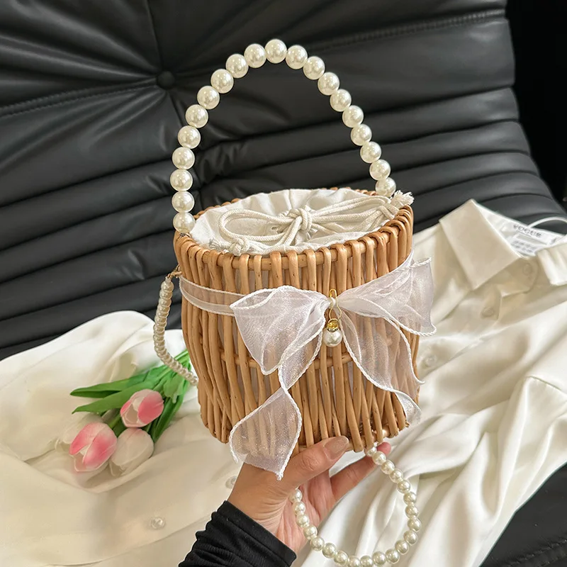 Фото Плетеная корзина из ивового ротанга для свадьбы, полукруглая, с ручкой, прочная, для девочек-цветочниц, для дома, пикника, хранения мелочей №1