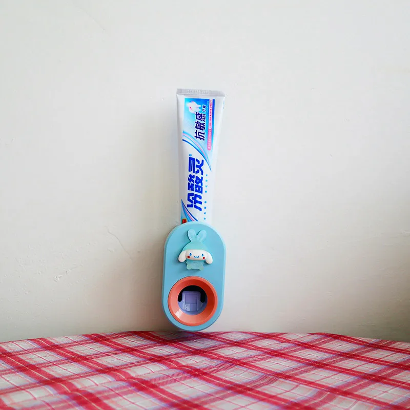 

Sanrio Automatic Toothpaste Squeezer Kuromi Accessories Cute Cartoon Anime Toothpaste Holder Quantitative Extrusion Wall Hanging