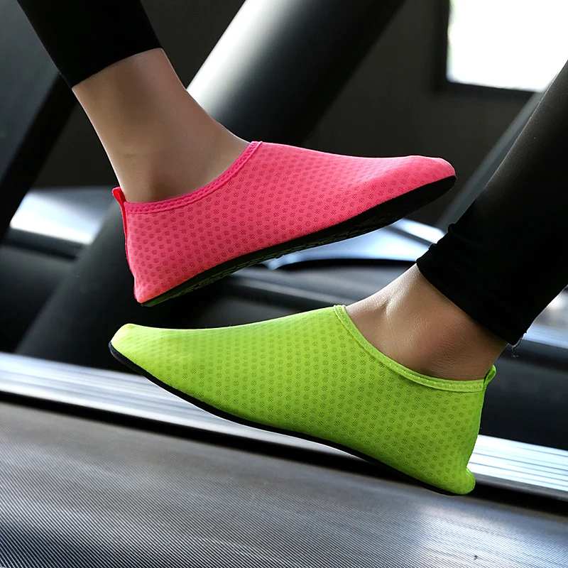 

Unisex Shoes Indoor Yoga Fitness Shoes Men Speed Interference Water Beach Shoes Women Portable Swimming Shoes