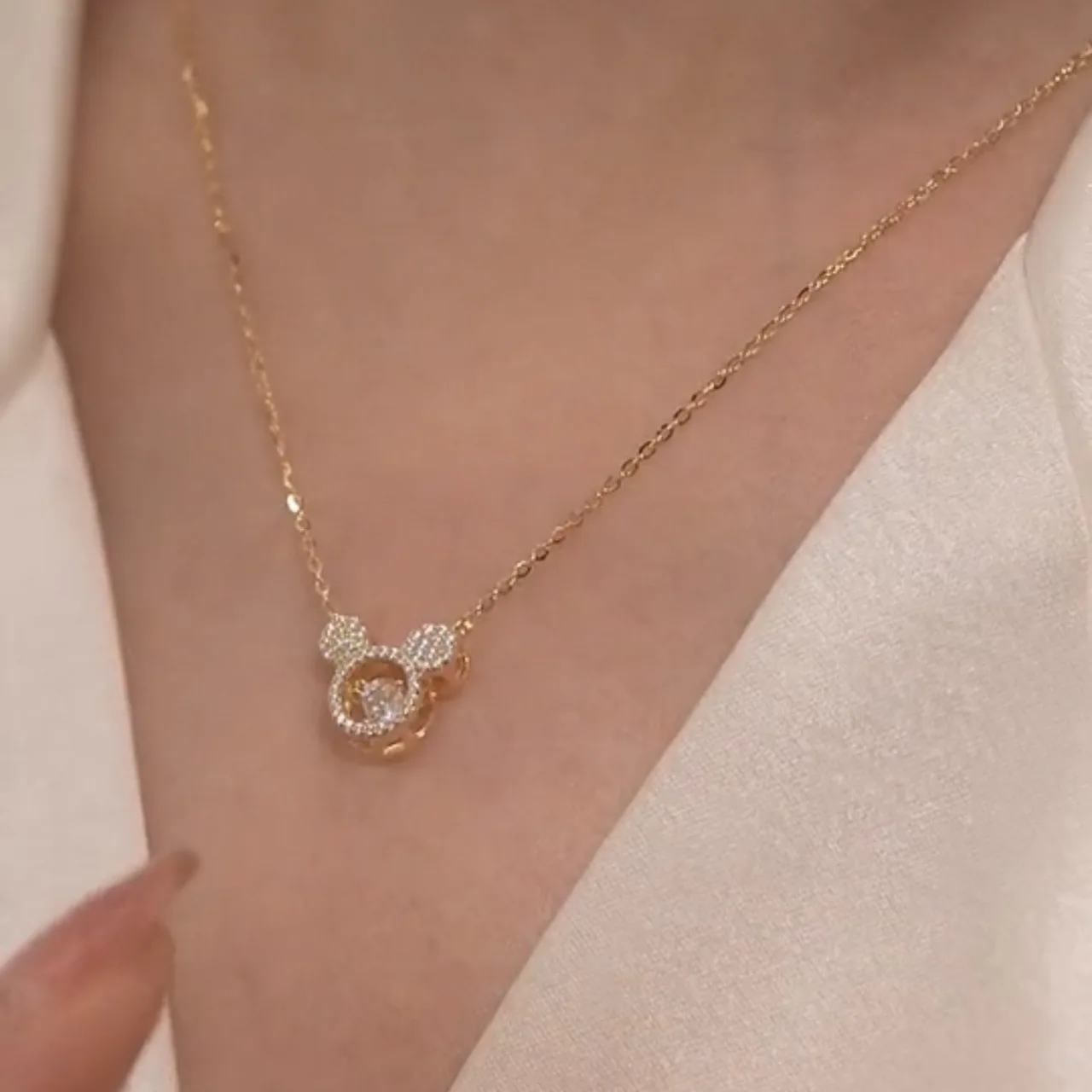 

JOJOZ Mickey necklace niche micro-set zircon cute moving Mickey head collarbone chain female