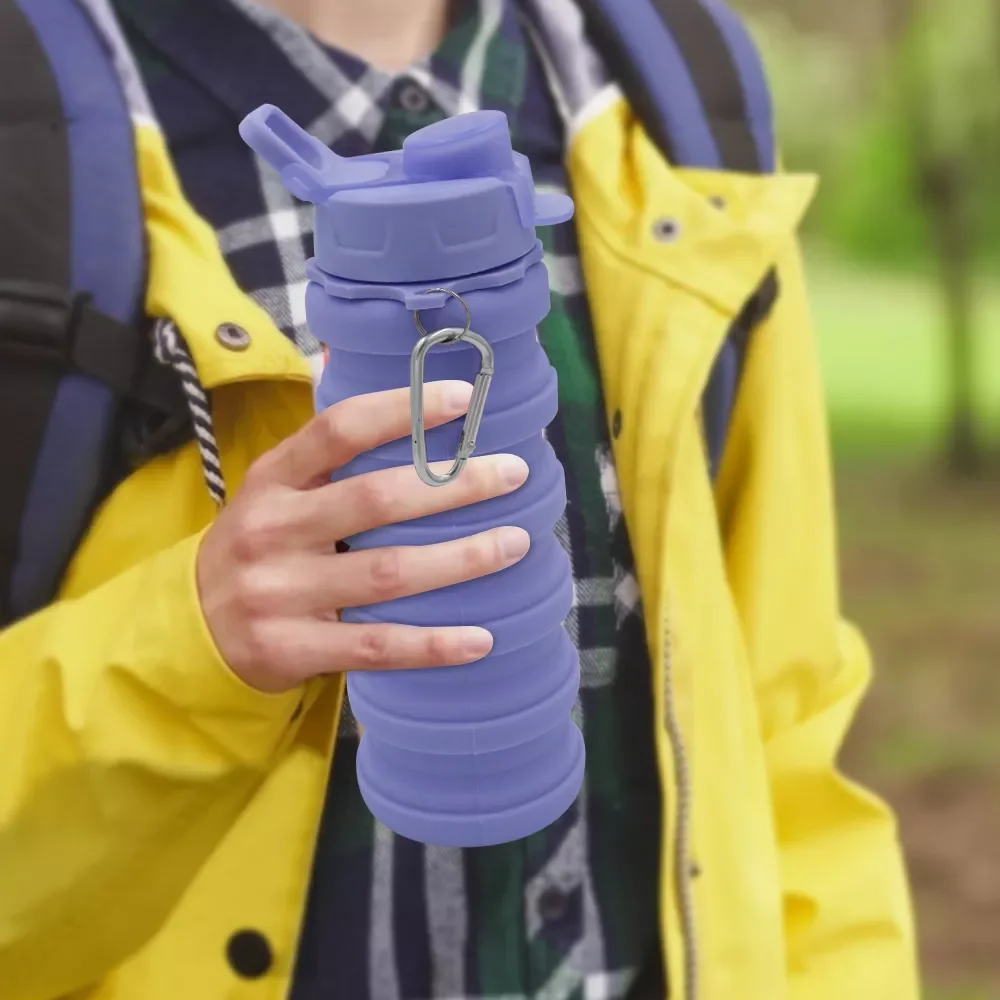 

2022 Silicone Bottle Folding Water Bottle Outdoor Travel Drinking Cup With Carabiner collapsible cup
