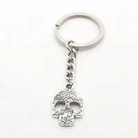 wholesale keychains woman skull keychain men gift personalized keyring key chain for moto car bags one piece