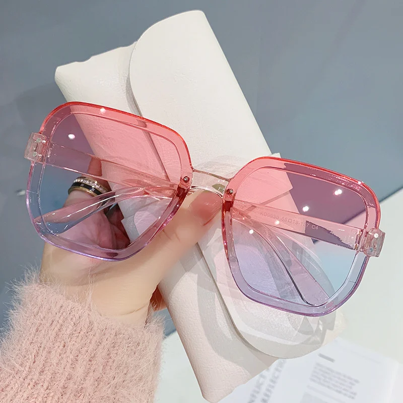 

Trend Personality Gradient Ocean Piece Sunglasses Rice Nails Large Frame Sunshade Glasses Rimless Casual Sunglasses