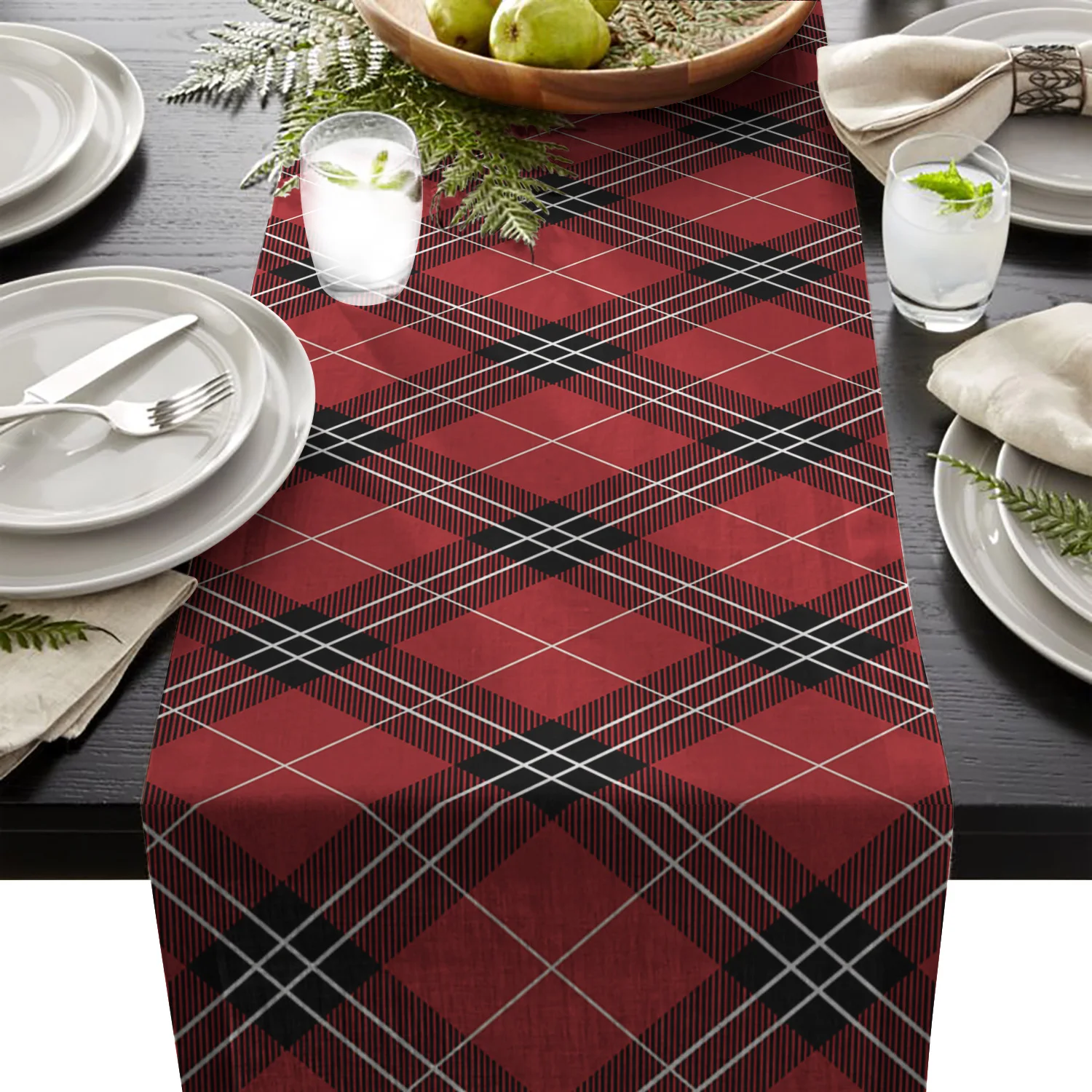 

Traditional English Tartan Wedding Party Table Runner Coffee Table Decoration Home Garden Table Cloth