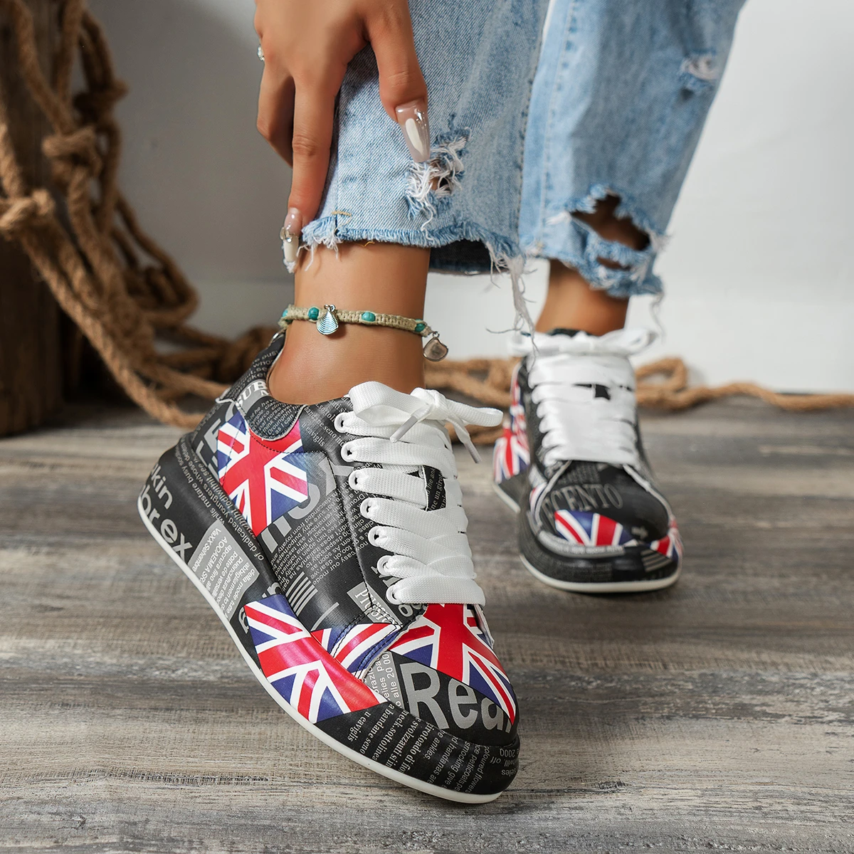 New 2023 Hot Sale Shoes for Women Lace Up Women's Vulcanize Shoes Autumn Round Toe Mixed Colors Shoes Ladies Platform Sneakers