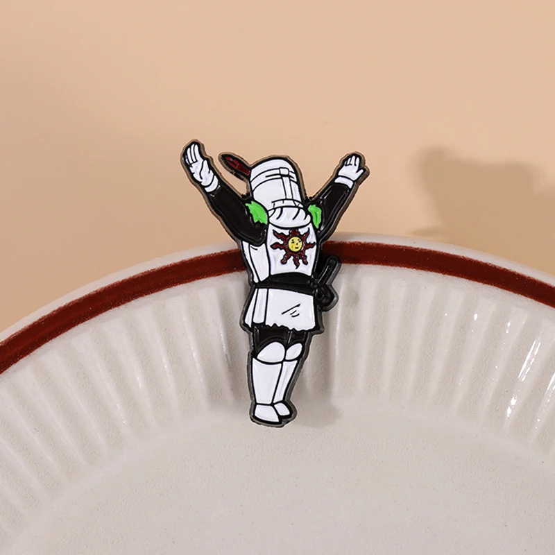 Эмалированные булавки для игры DARK SOULS на заказ броши Solaire Of Astora значки лацканах