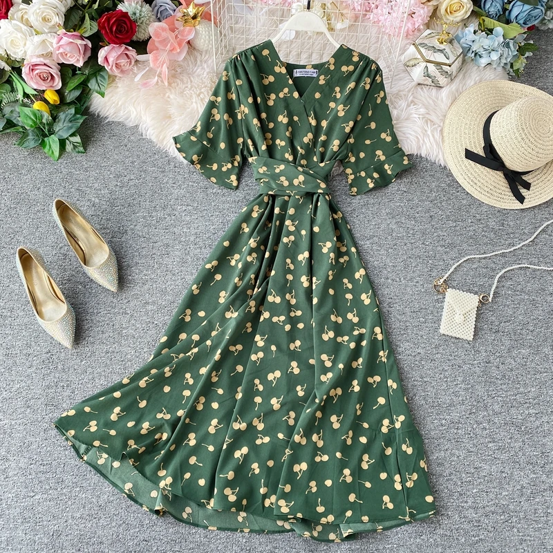 

ELLIEXI Women V-neck Floral Print Dress Boho Beach Party Pleated Dresses Ruffles Short Sleeve Belt Dress